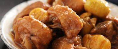 板栗燒雞最好吃的做法，簡單美味又下飯，看看你喜歡吃不？