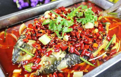 成都哪里學正宗烤魚技術(shù)做法？學習期間實際操作