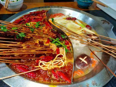 小吃技術培訓班哪里好，火鍋串串香技術培訓學校哪里好？